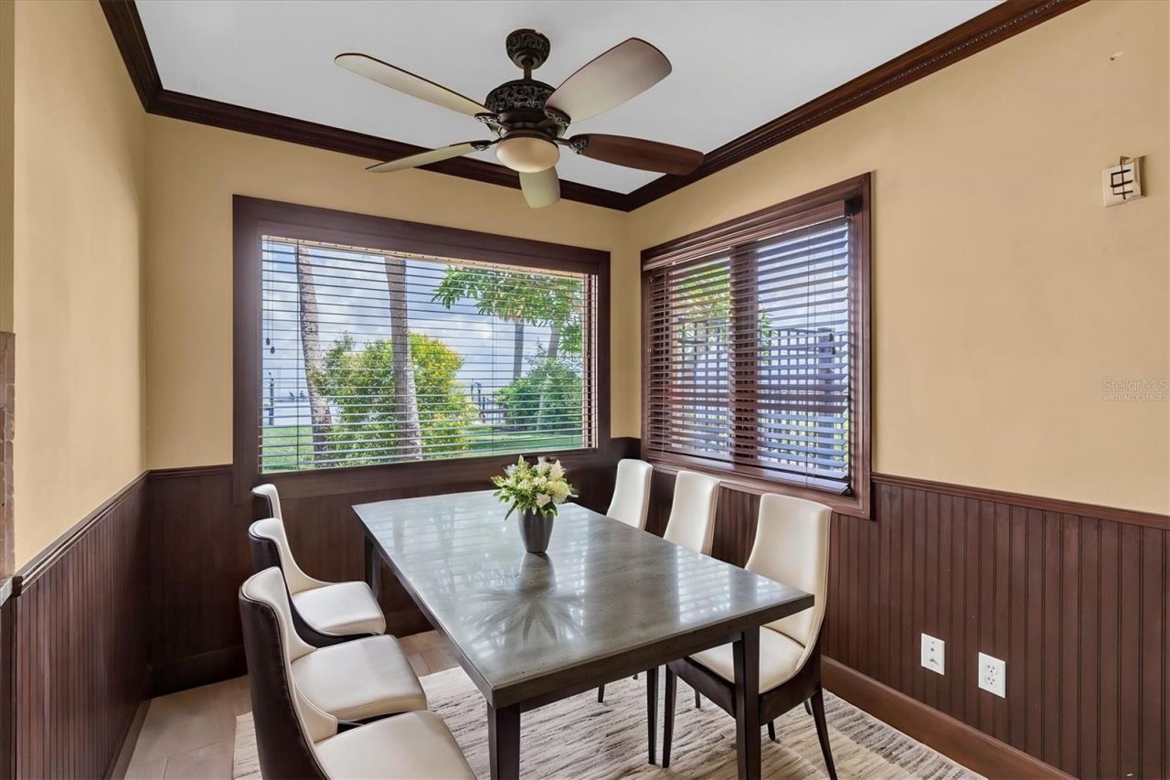 5810 Bahama Shores Drive S, Saint Petersburg, FL 33705 Photo