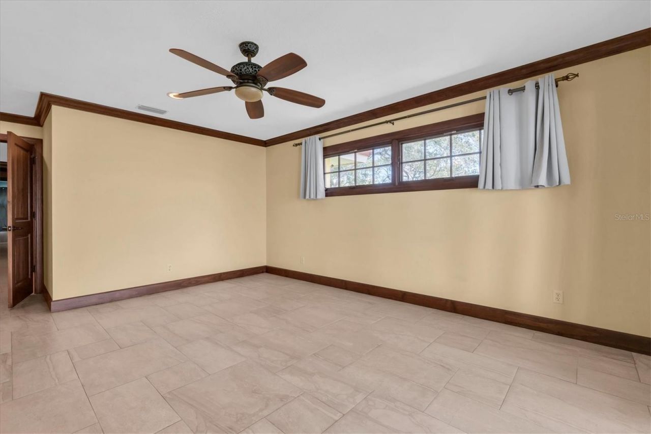 5810 Bahama Shores Drive S, Saint Petersburg, FL 33705 Photo