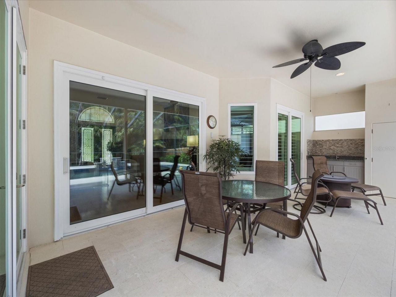 4987 Cross Pointe Drive, Oldsmar, FL 34677 Photo