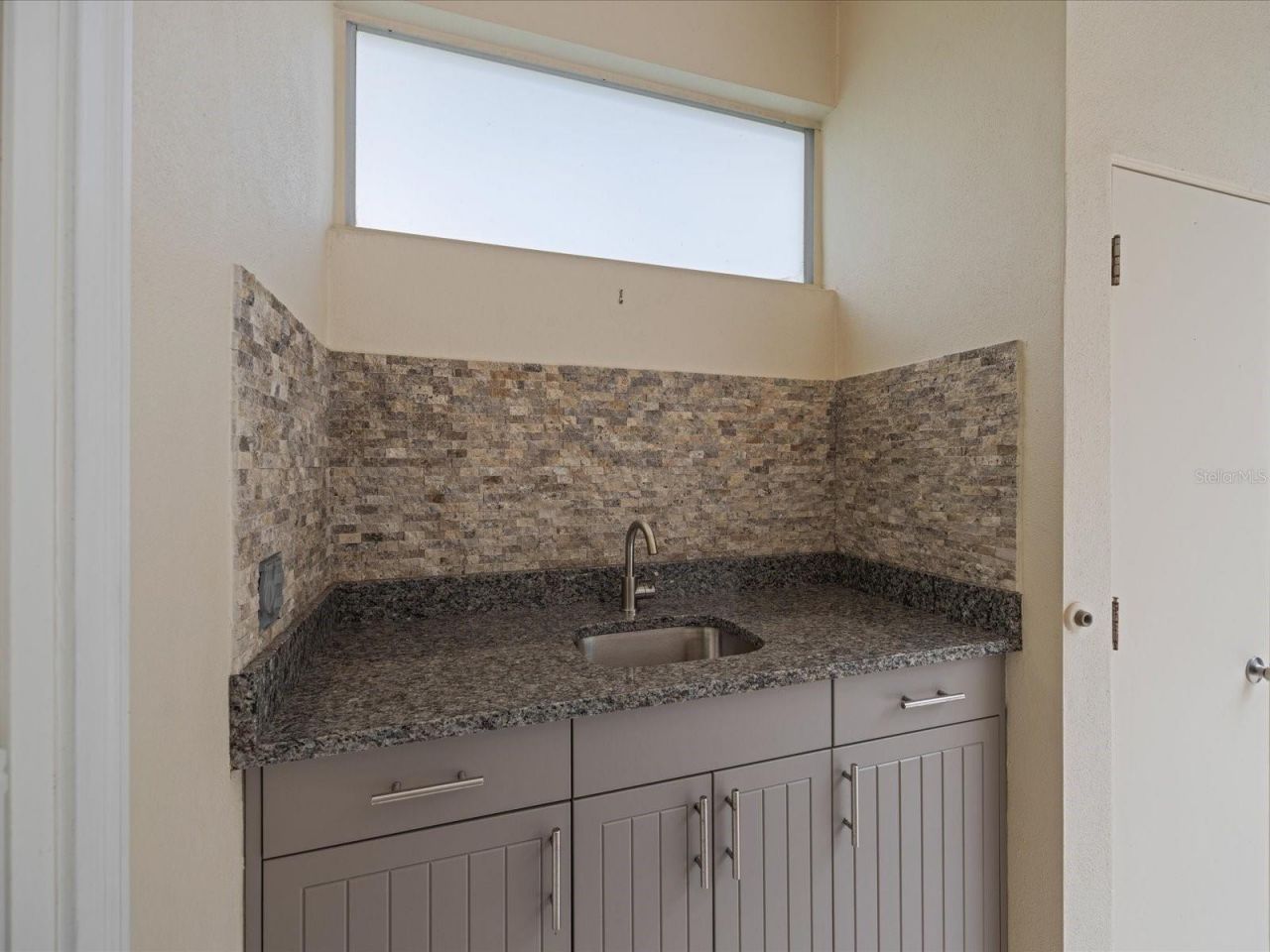 4987 Cross Pointe Drive, Oldsmar, FL 34677 Photo