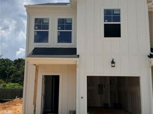 321 Rolling Green Road, Unit 101, Adairsville, GA 30103