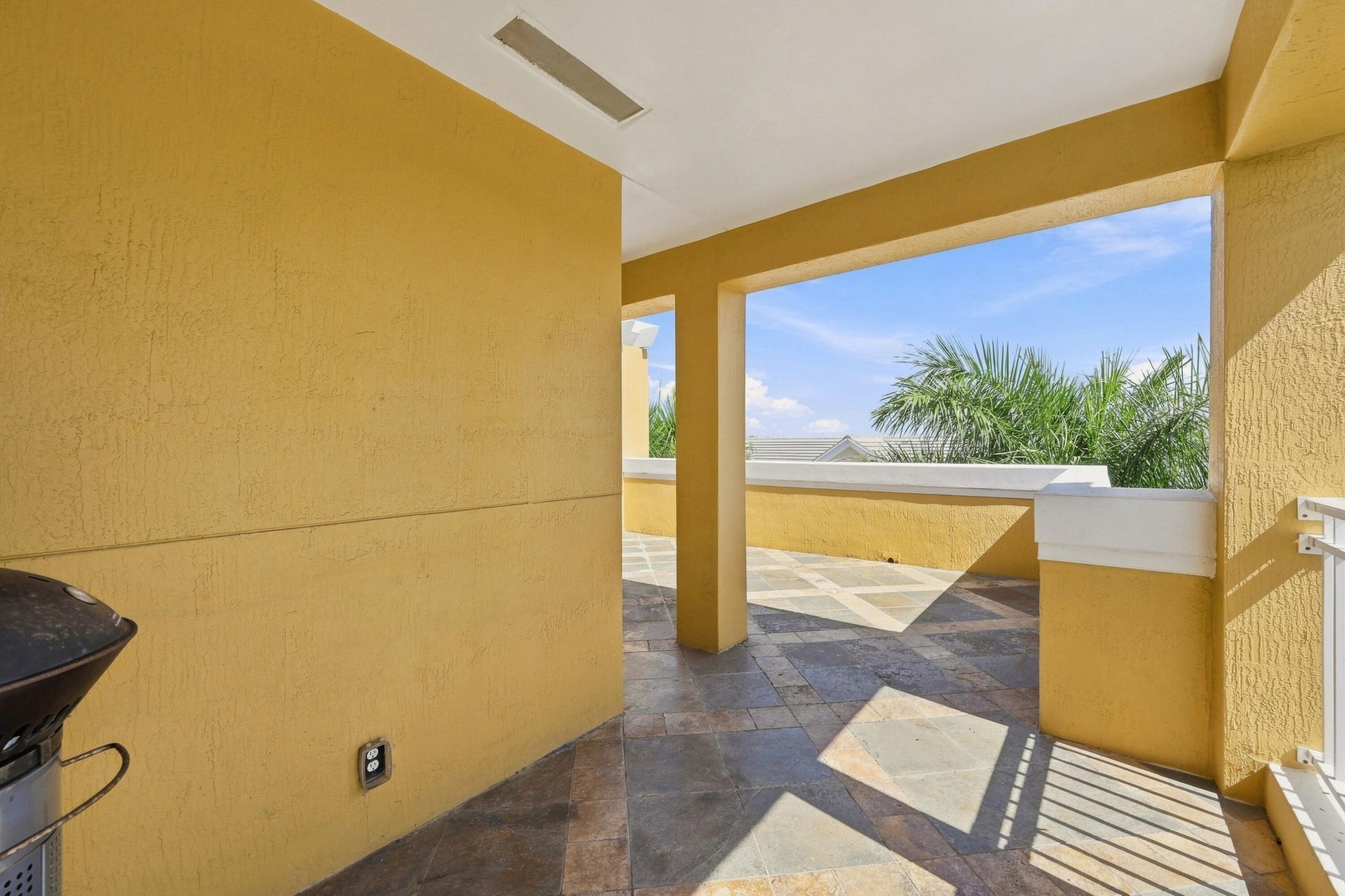 2332 Vintage Drive, Lighthouse Point, FL 33064 Photo