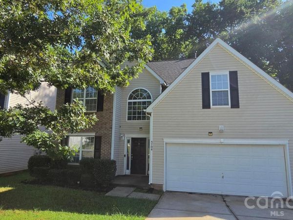 5708 Twin Brook Drive , Charlotte, NC 28269