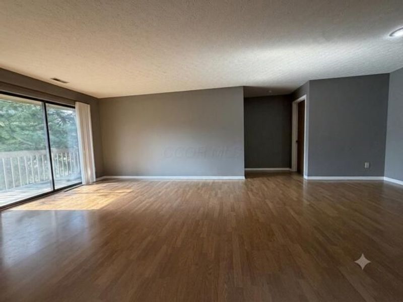 2217 Hedgerow Road , Unit 2217G, Columbus, OH 43220 Photo 4