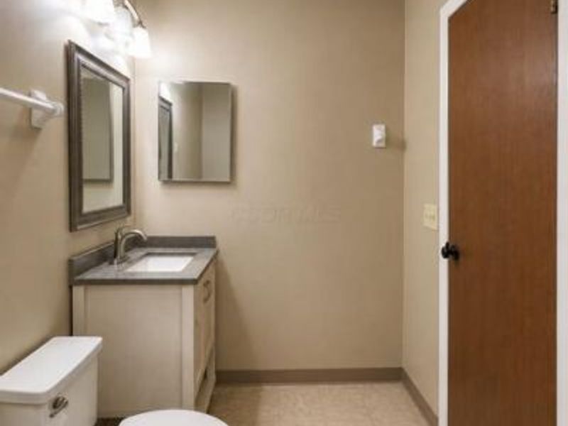 2217 Hedgerow Road , Unit 2217G, Columbus, OH 43220 Photo 9