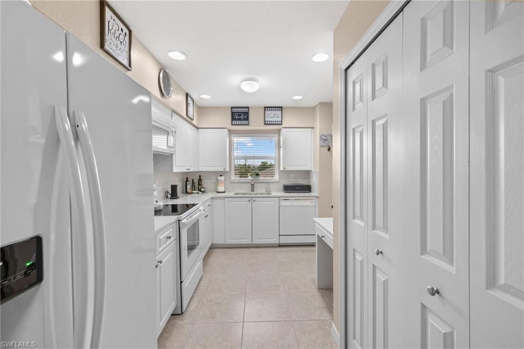 904 SE 13th St , Unit 201, Cape Coral, FL 33990 Photo