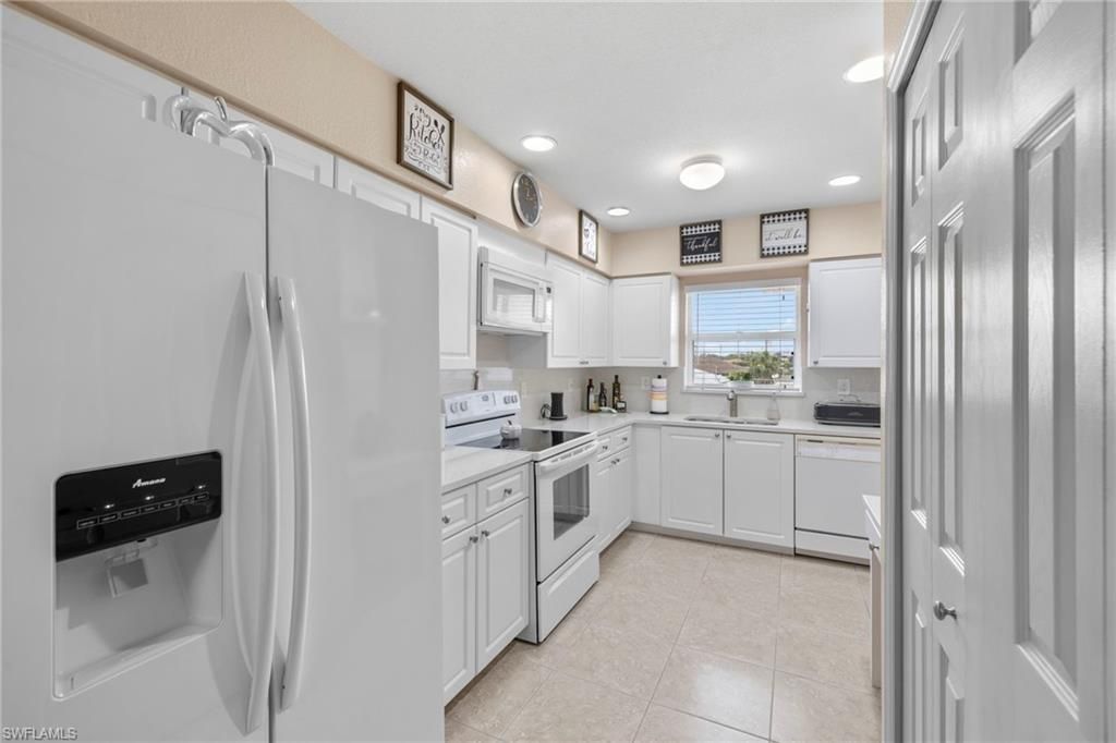 904 SE 13th St , Unit 201, Cape Coral, FL 33990 Photo