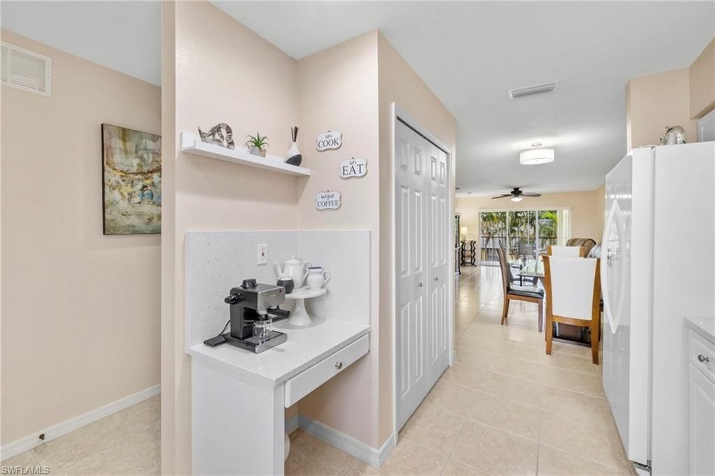 904 SE 13th St , Unit 201, Cape Coral, FL 33990 Photo