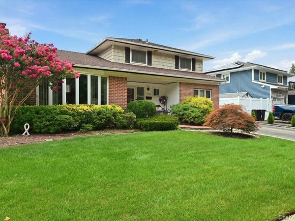3345 Beltagh Avenue , Wantagh, NY 11793