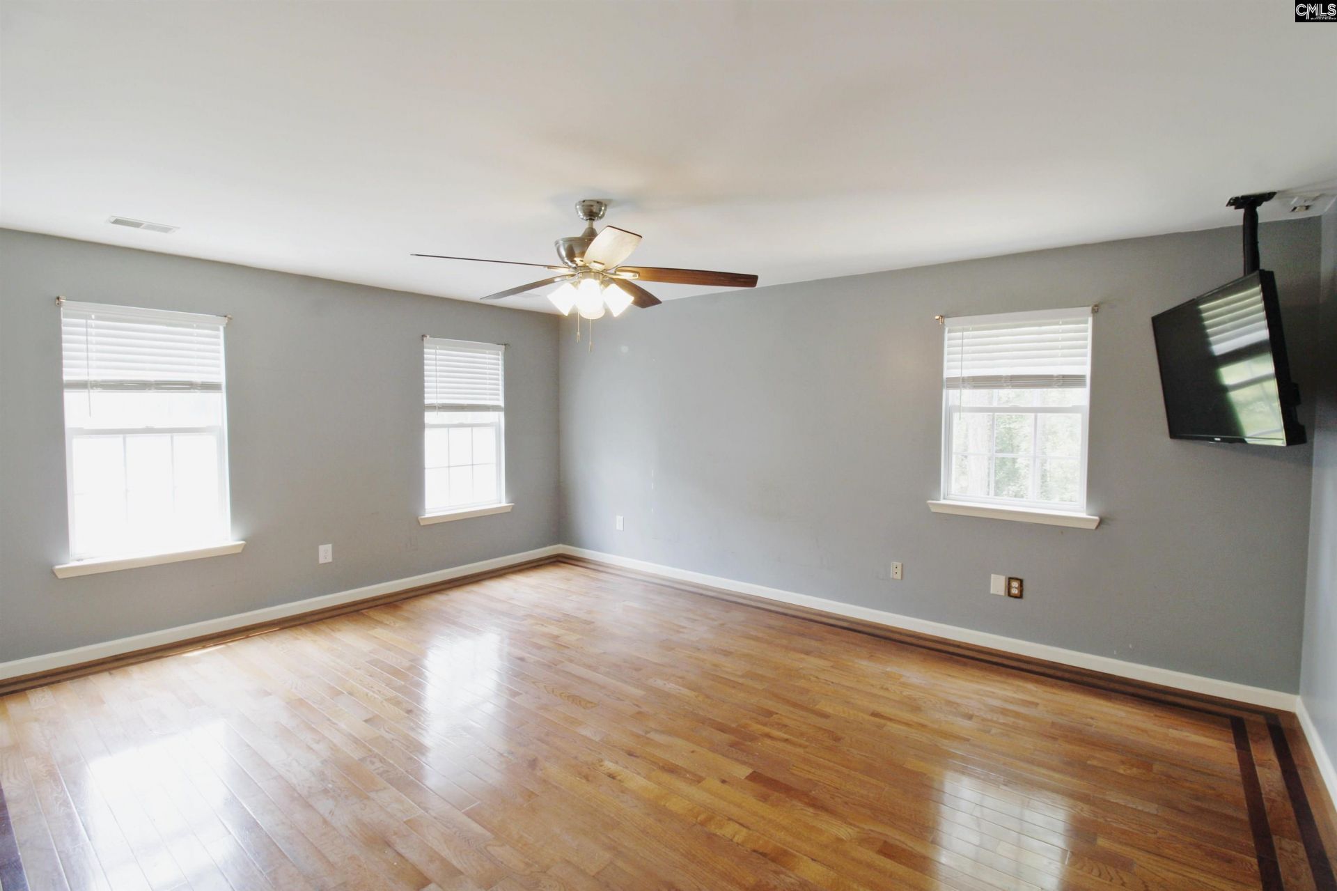 113 Steeplechase Road S Photo 22