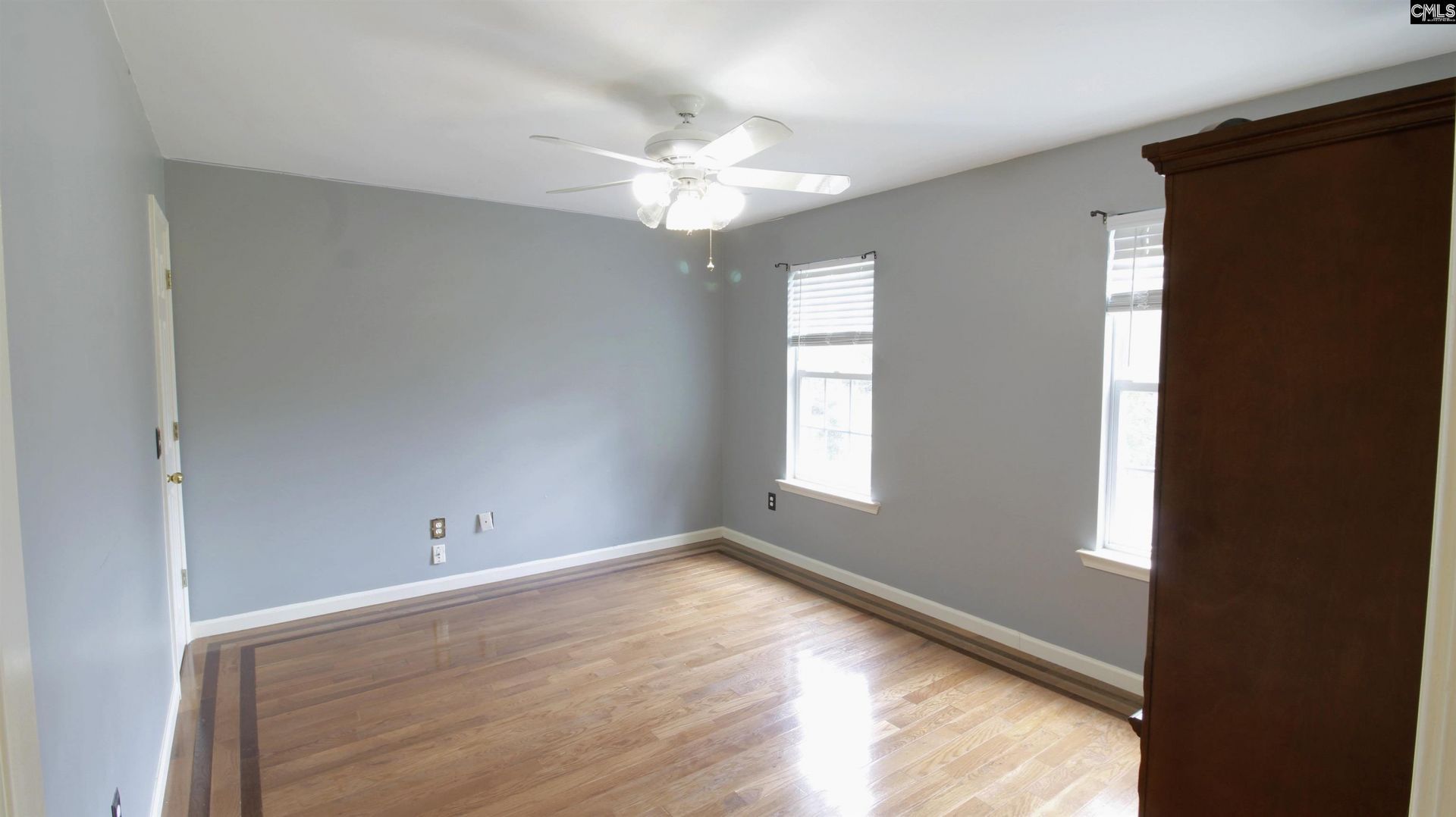 113 Steeplechase Road S Photo 31