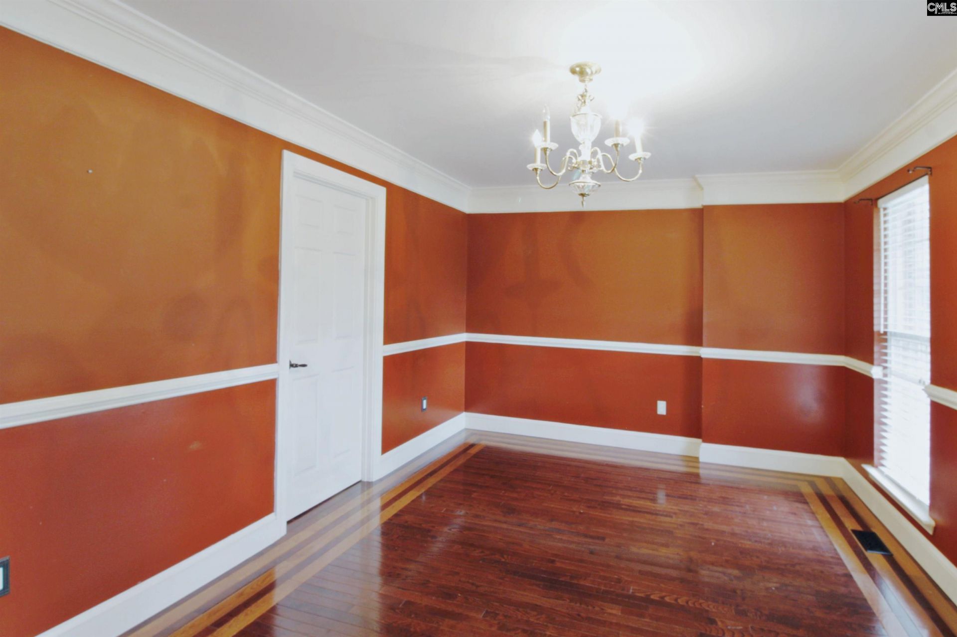 113 Steeplechase Road S Photo 9