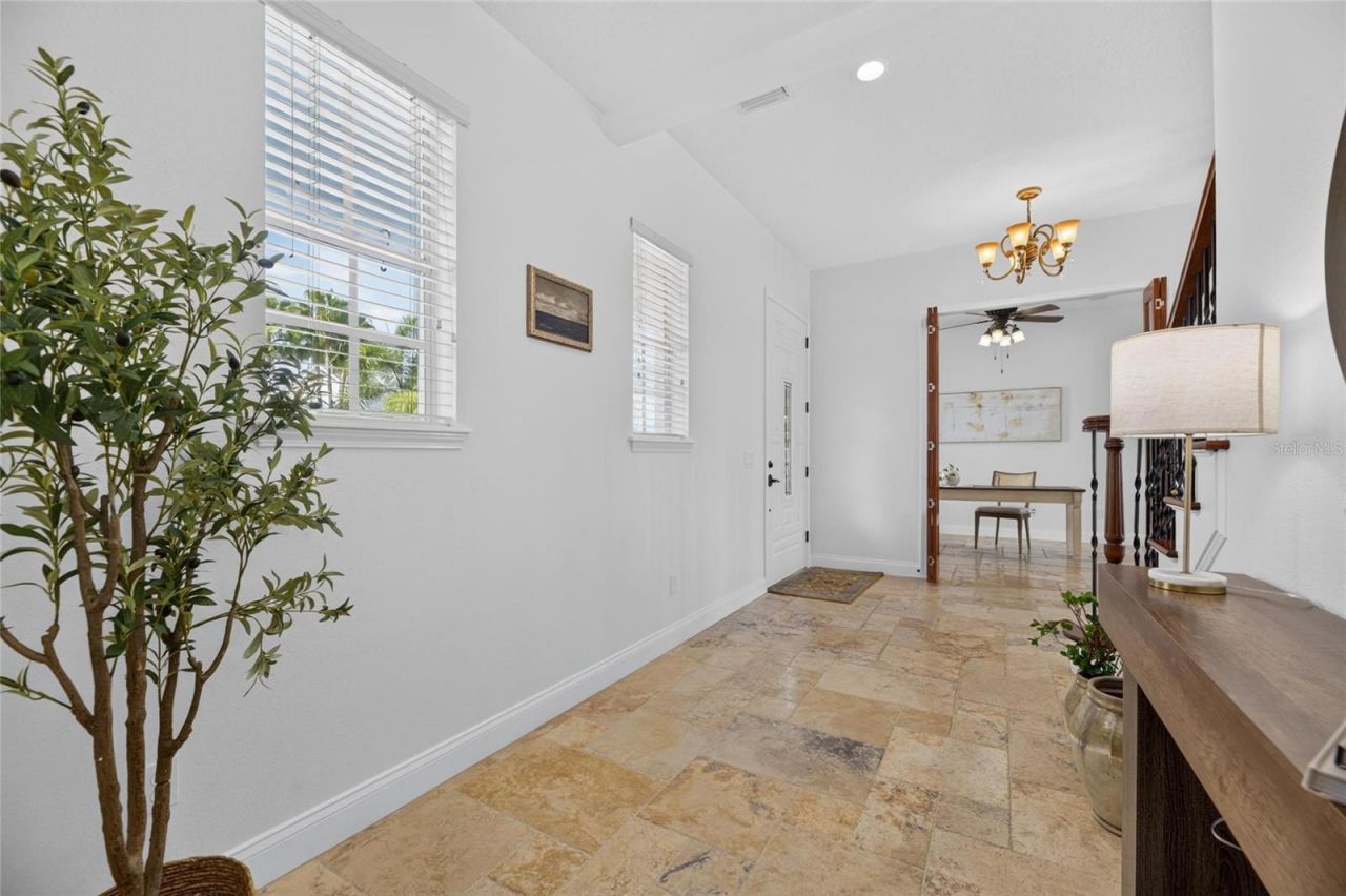 715 Islebay Drive, Apollo Beach, FL 33572 Photo