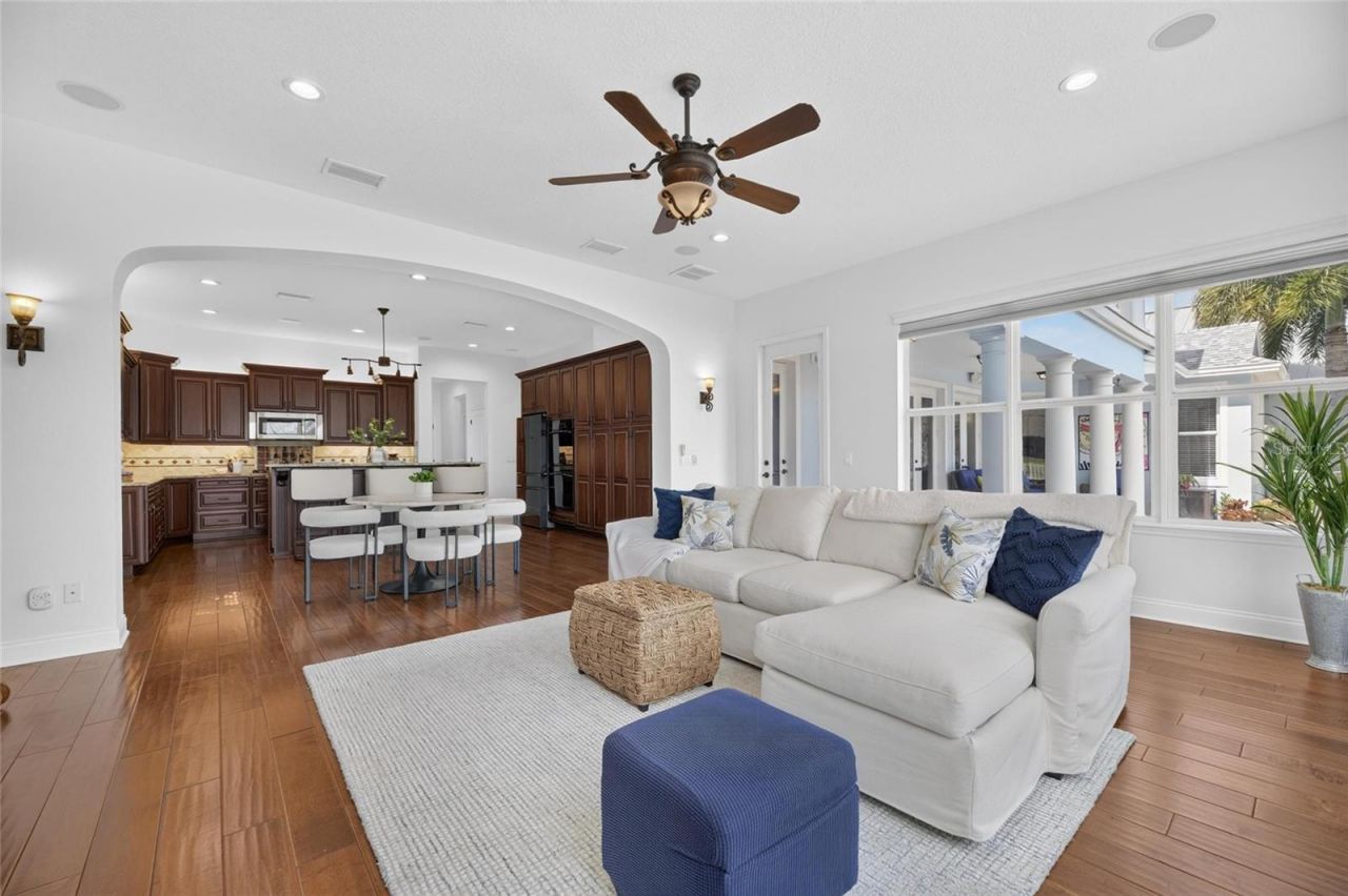 715 Islebay Drive, Apollo Beach, FL 33572 Photo