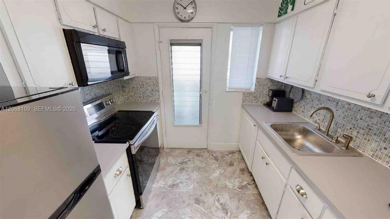 1732 Meridian Ave , Unit 701, Miami Beach, FL 33139 Photo