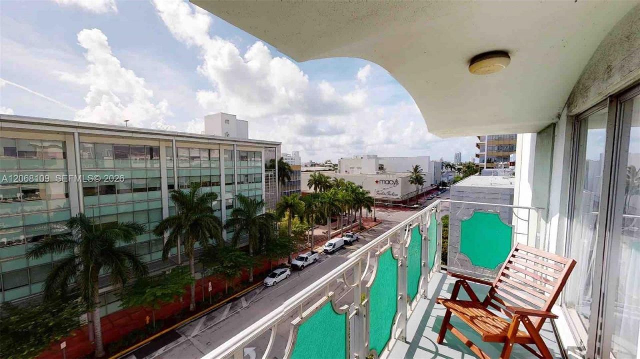 1732 Meridian Ave , Unit 701, Miami Beach, FL 33139 Photo
