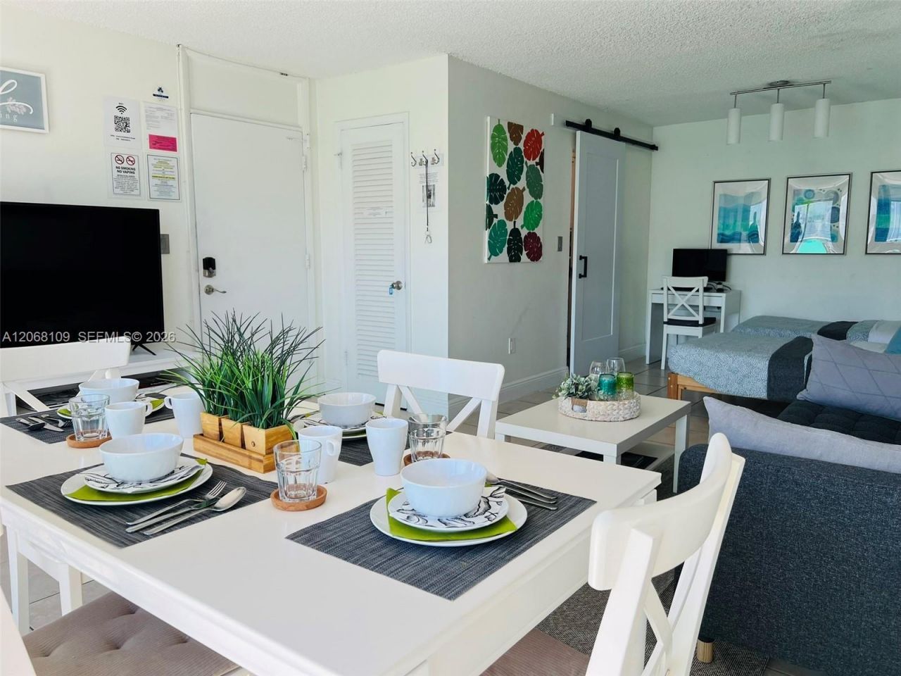 1732 Meridian Ave , Unit 701, Miami Beach, FL 33139 Photo
