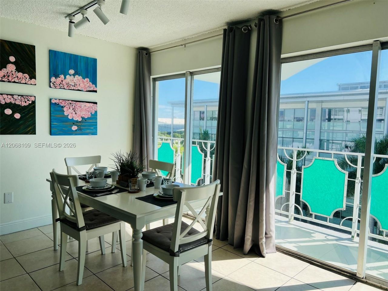 1732 Meridian Ave , Unit 701, Miami Beach, FL 33139 Photo