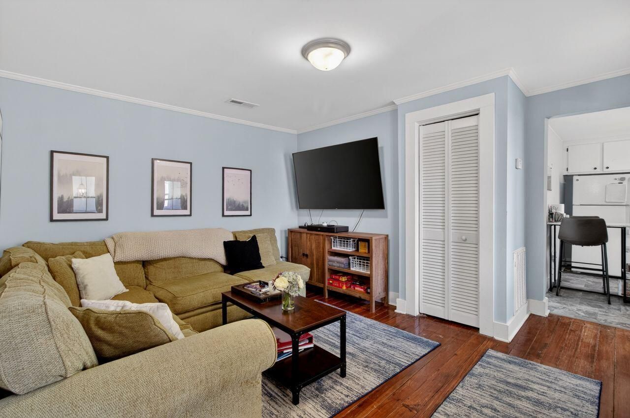 435 Race Street Photo 32