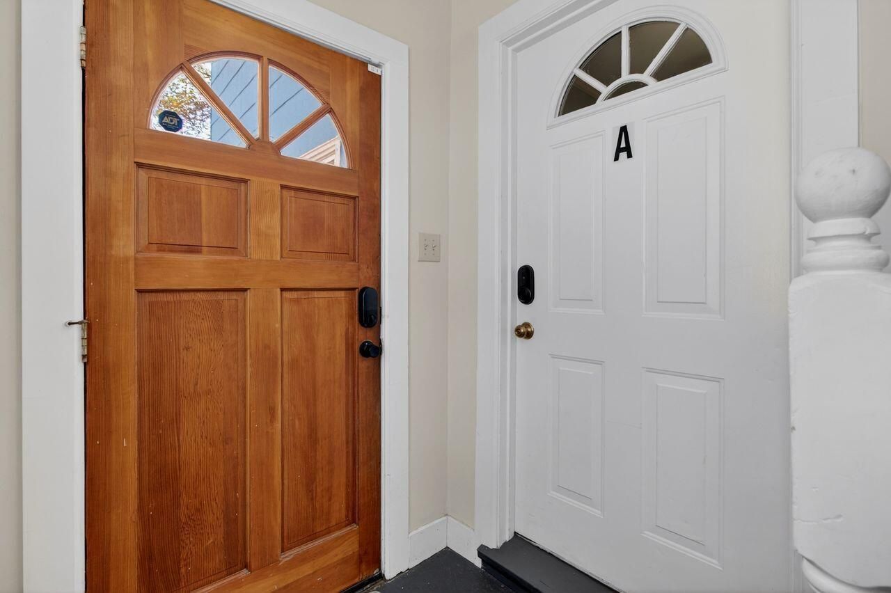 435 Race Street Photo 6