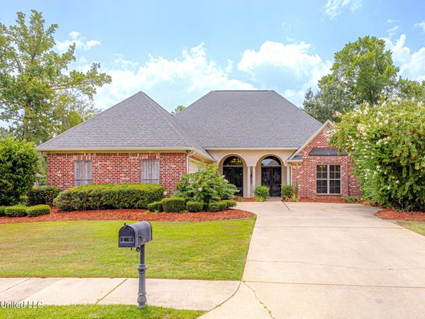 109 Bridgeton Way, Canton, MS 39046