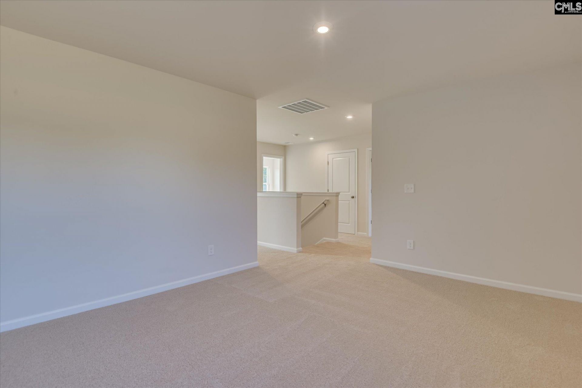 227 Kingfield Drive Photo 18