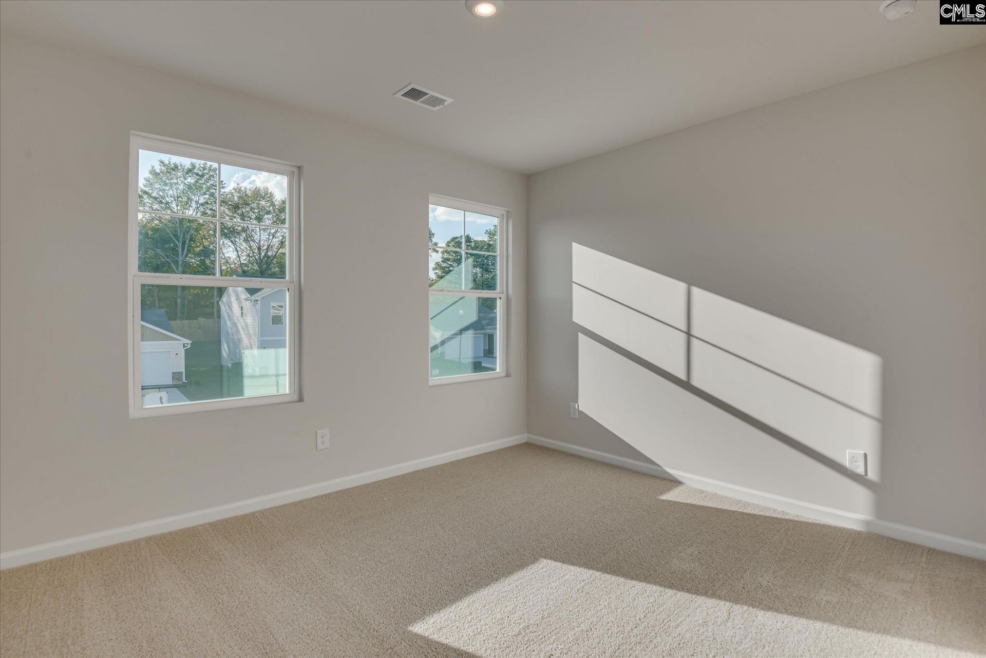 227 Kingfield Drive Photo 25