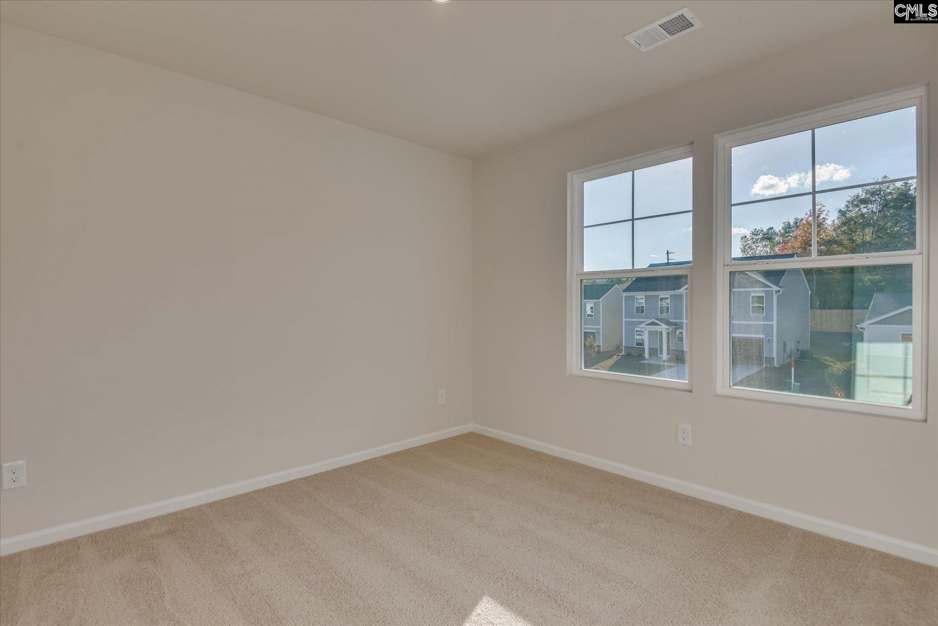 227 Kingfield Drive Photo 28