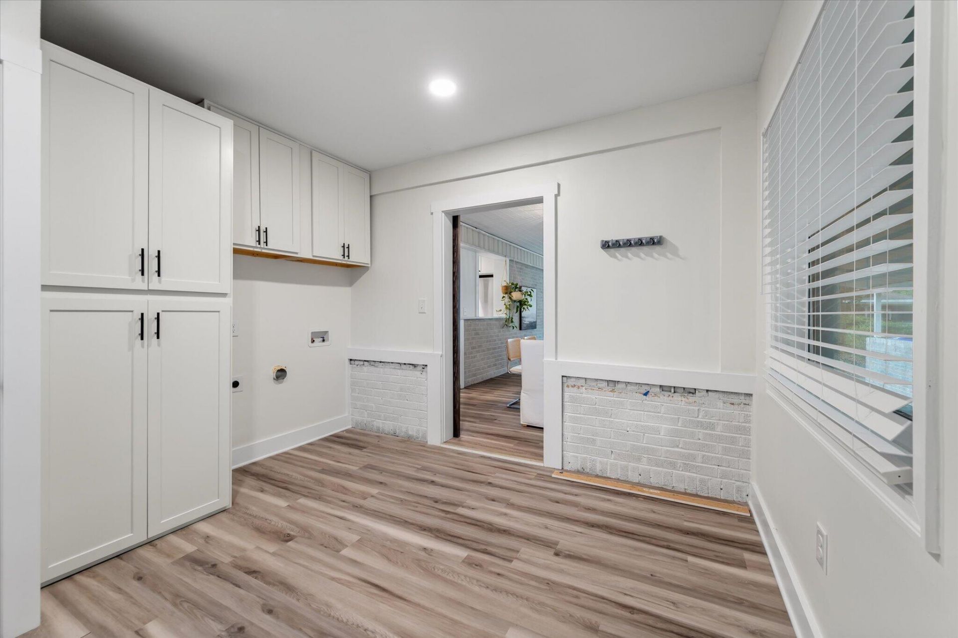818 W Madison Avenue Photo 13