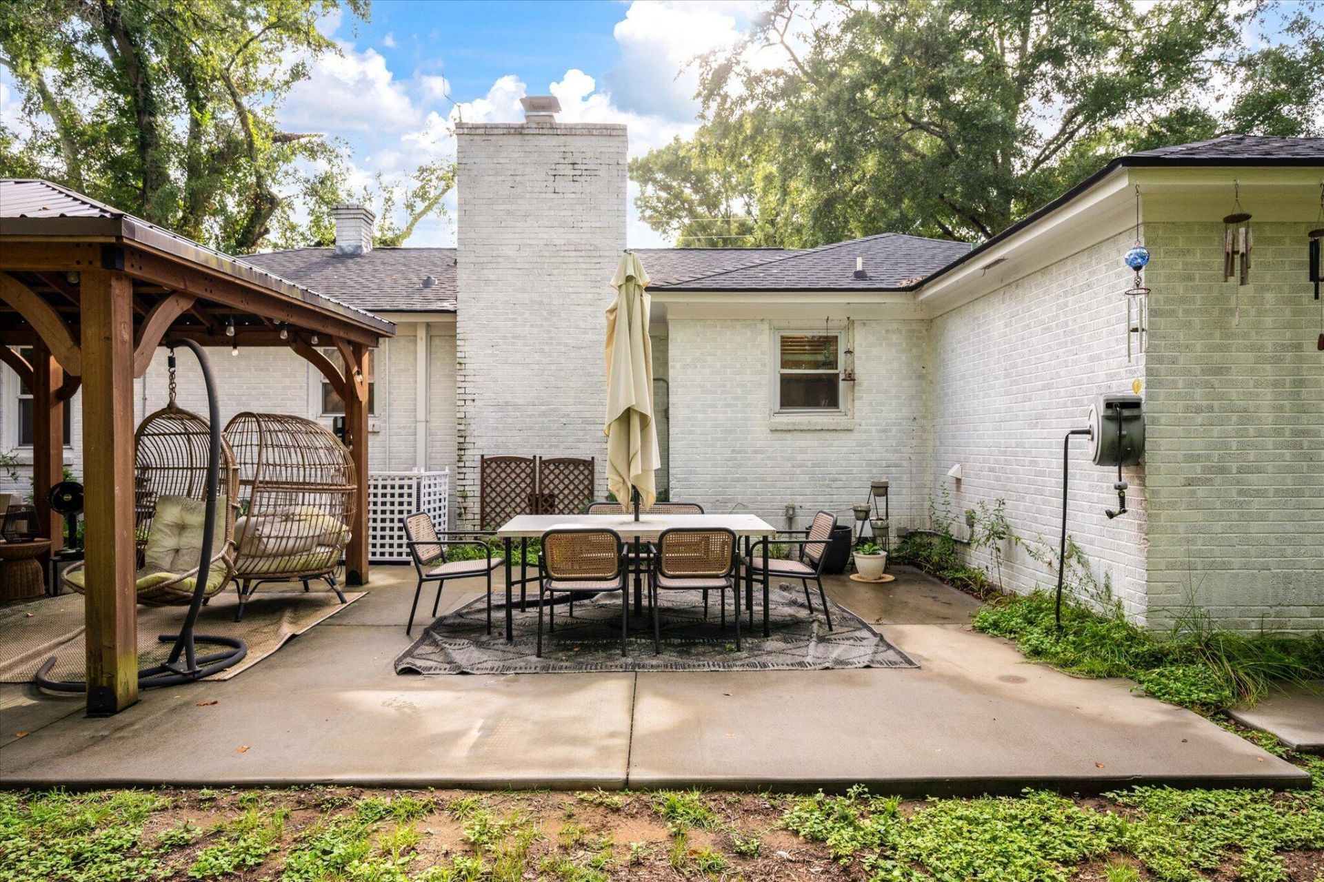 818 W Madison Avenue Photo 9