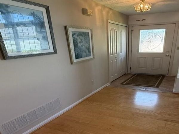 22420 Woodfield Trail, Strongsville, OH 44149