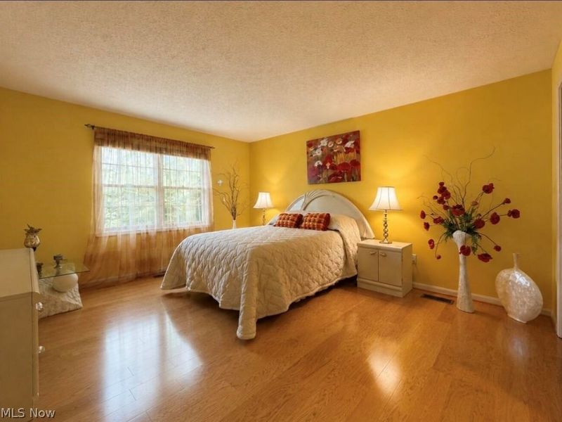 22420 Woodfield Trail, Strongsville, OH 44149 Photo 12