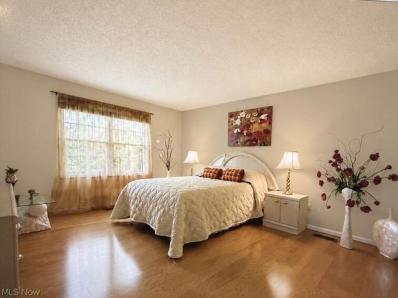 22420 Woodfield Trail, Strongsville, OH 44149 Photo 12