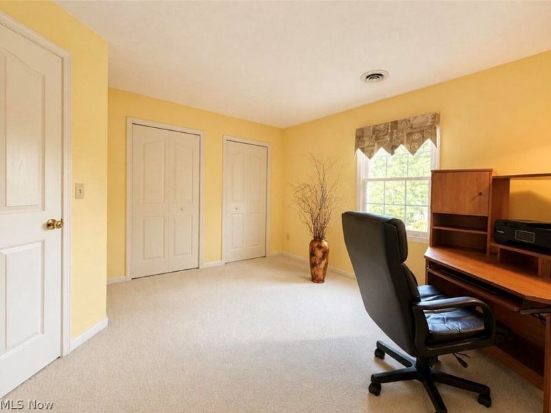 22420 Woodfield Trail, Strongsville, OH 44149 Photo 17