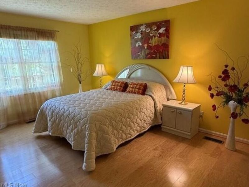 22420 Woodfield Trail, Strongsville, OH 44149 Photo 8