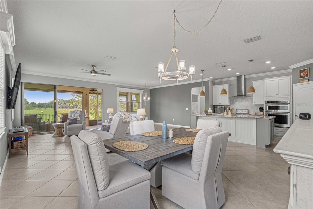 9793 SW 63rd Loop, Ocala, FL 34481 Photo