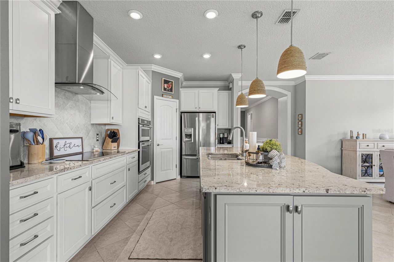 9793 SW 63rd Loop, Ocala, FL 34481 Photo
