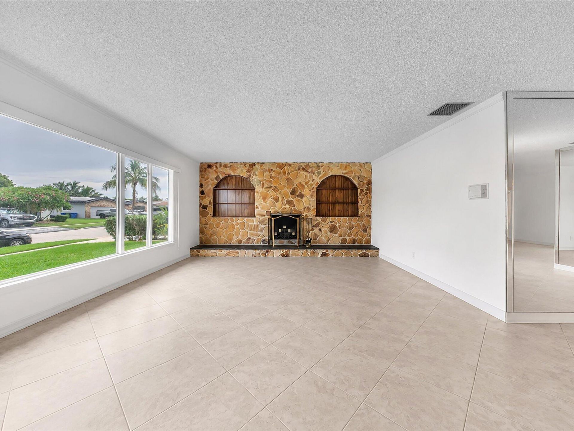 6620 NW 23rd Street, Margate, FL 33063 Photo