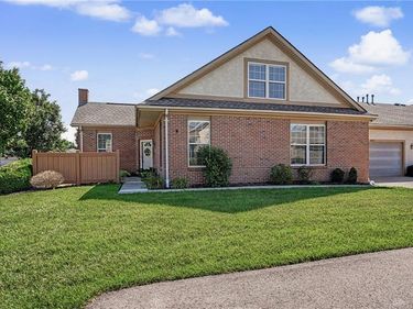 8823 Birkdale Hills Circle, Washington TWP, OH 45458