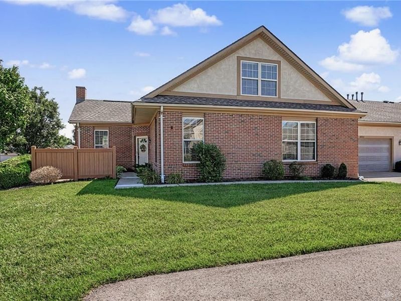 8823 Birkdale Hills Circle, Washington Township, OH 45458 Photo 1