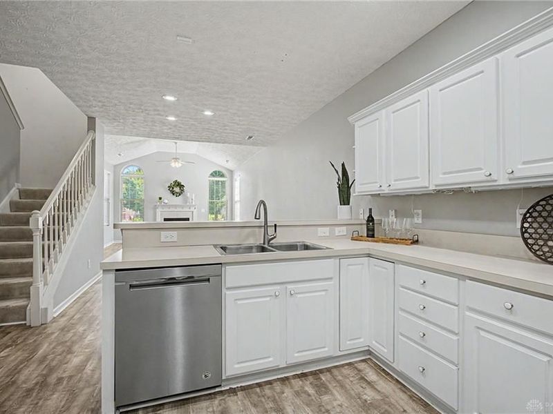 8823 Birkdale Hills Circle, Washington Township, OH 45458 Photo 19