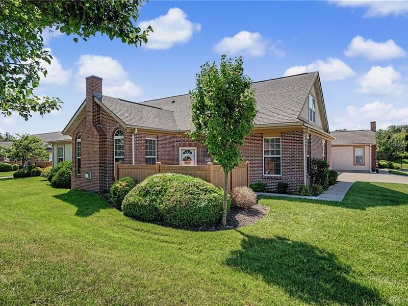 8823 Birkdale Hills Circle, Washington Township, OH 45458 Photo 3