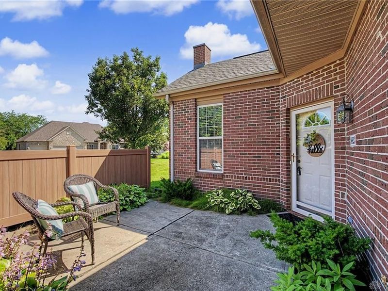 8823 Birkdale Hills Circle, Washington Township, OH 45458 Photo 4