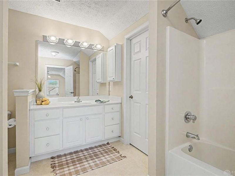 8823 Birkdale Hills Circle, Washington Township, OH 45458 Photo 44