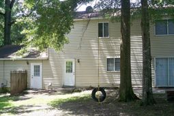 105 Miller Court photo 4