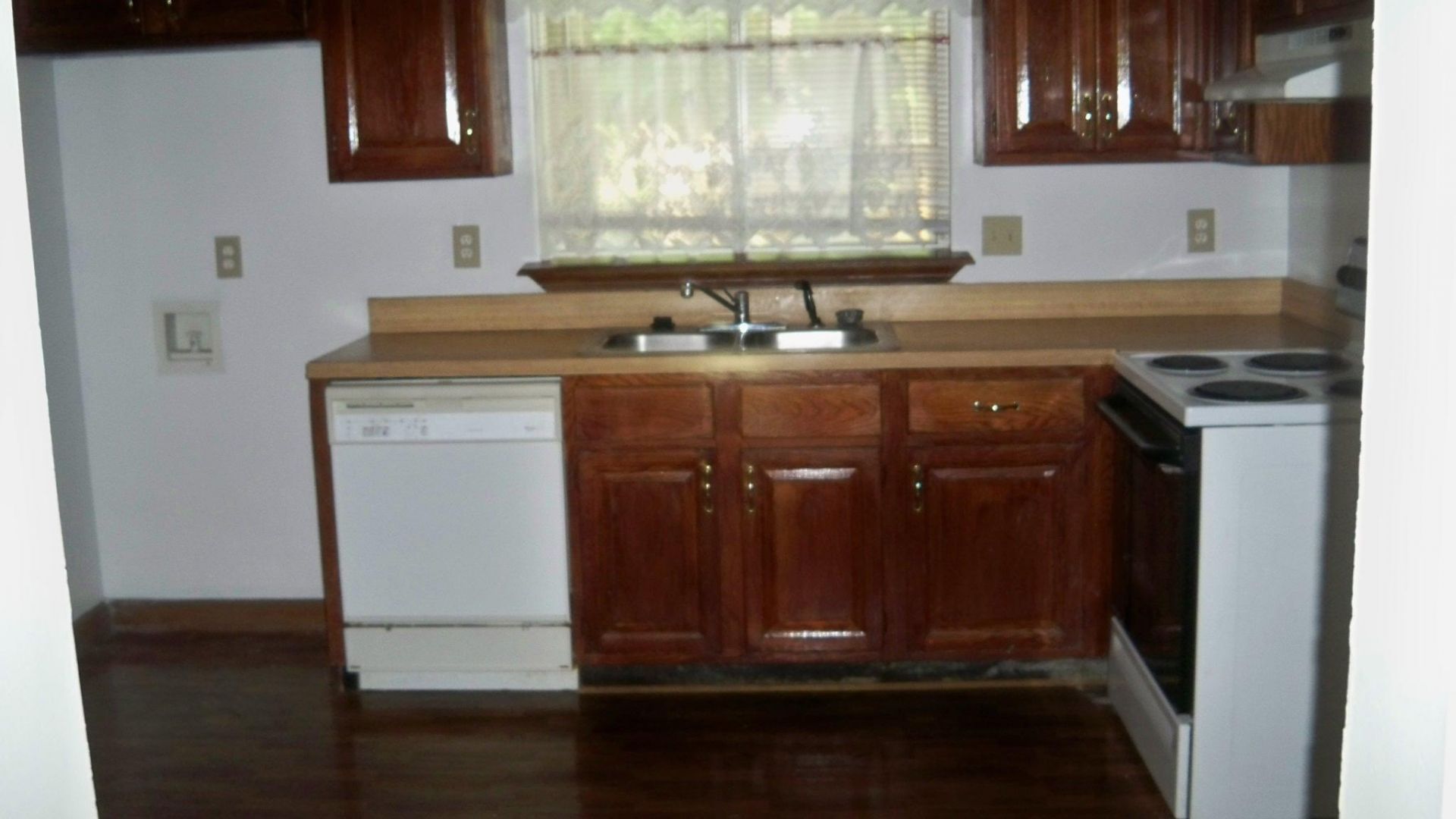 105 Miller Court Photo 6