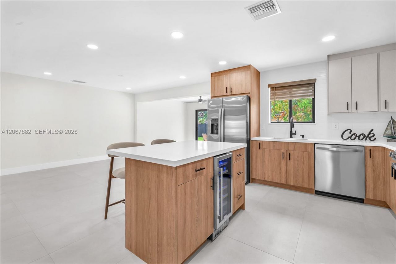 2840 SW 5th St, Fort Lauderdale, FL 33312 Photo