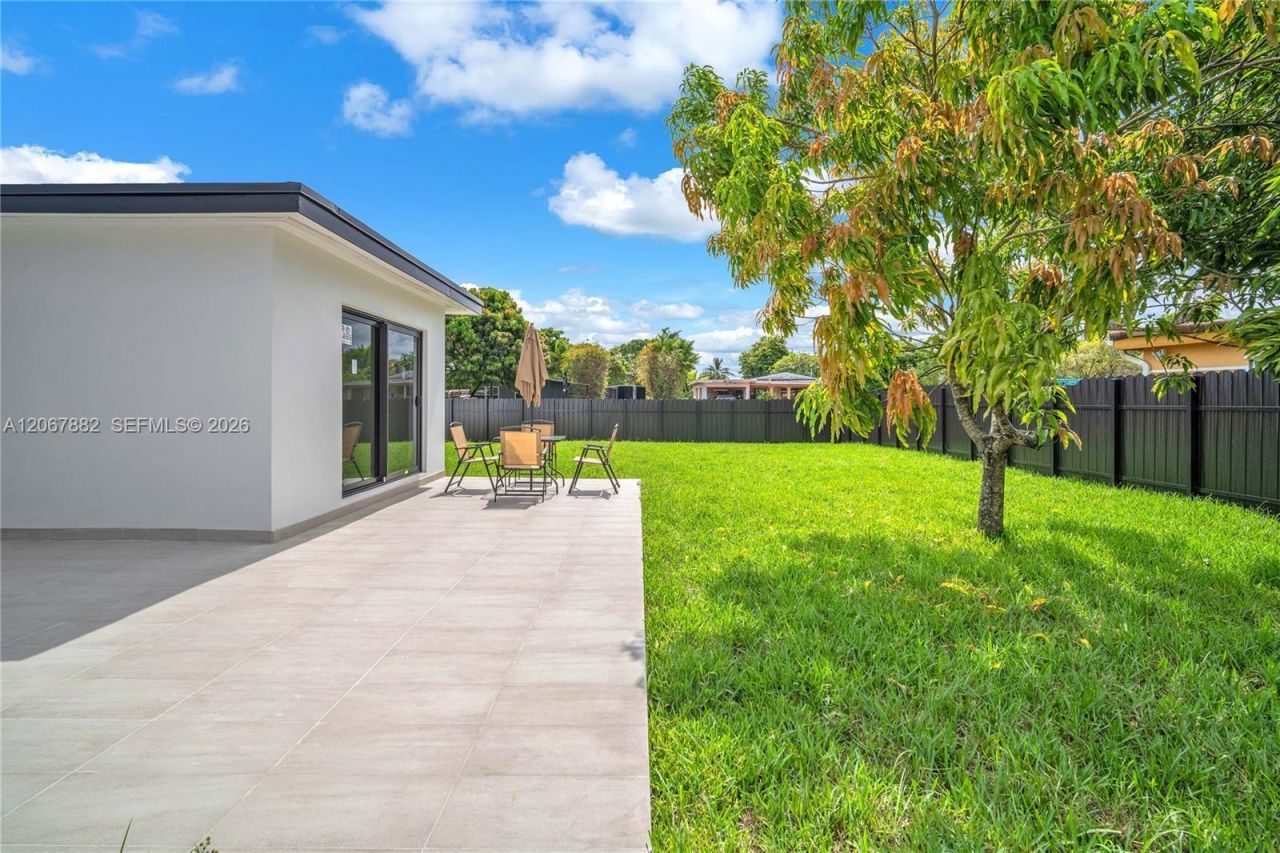 2840 SW 5th St, Fort Lauderdale, FL 33312 Photo
