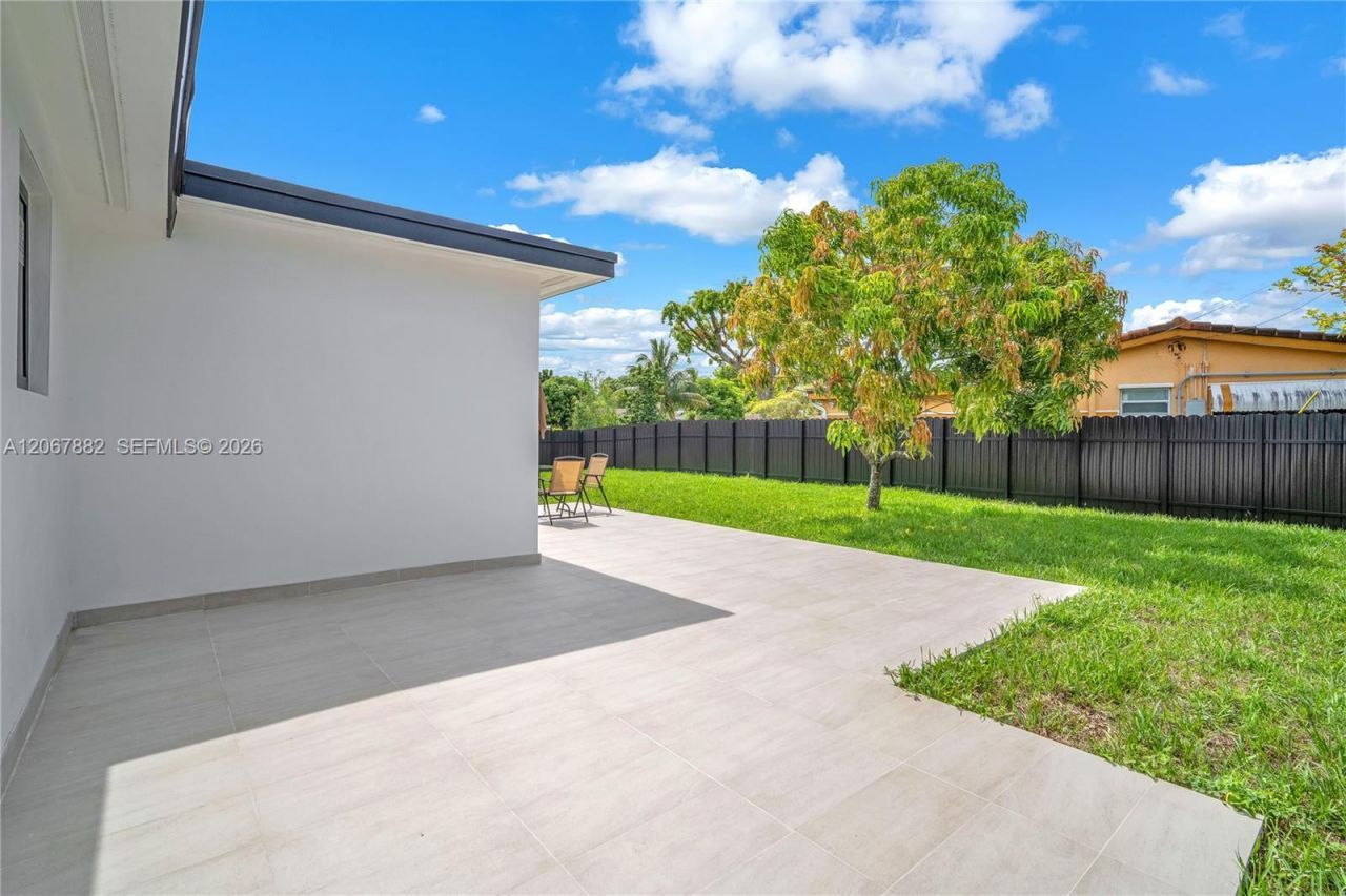 2840 SW 5th St, Fort Lauderdale, FL 33312 Photo