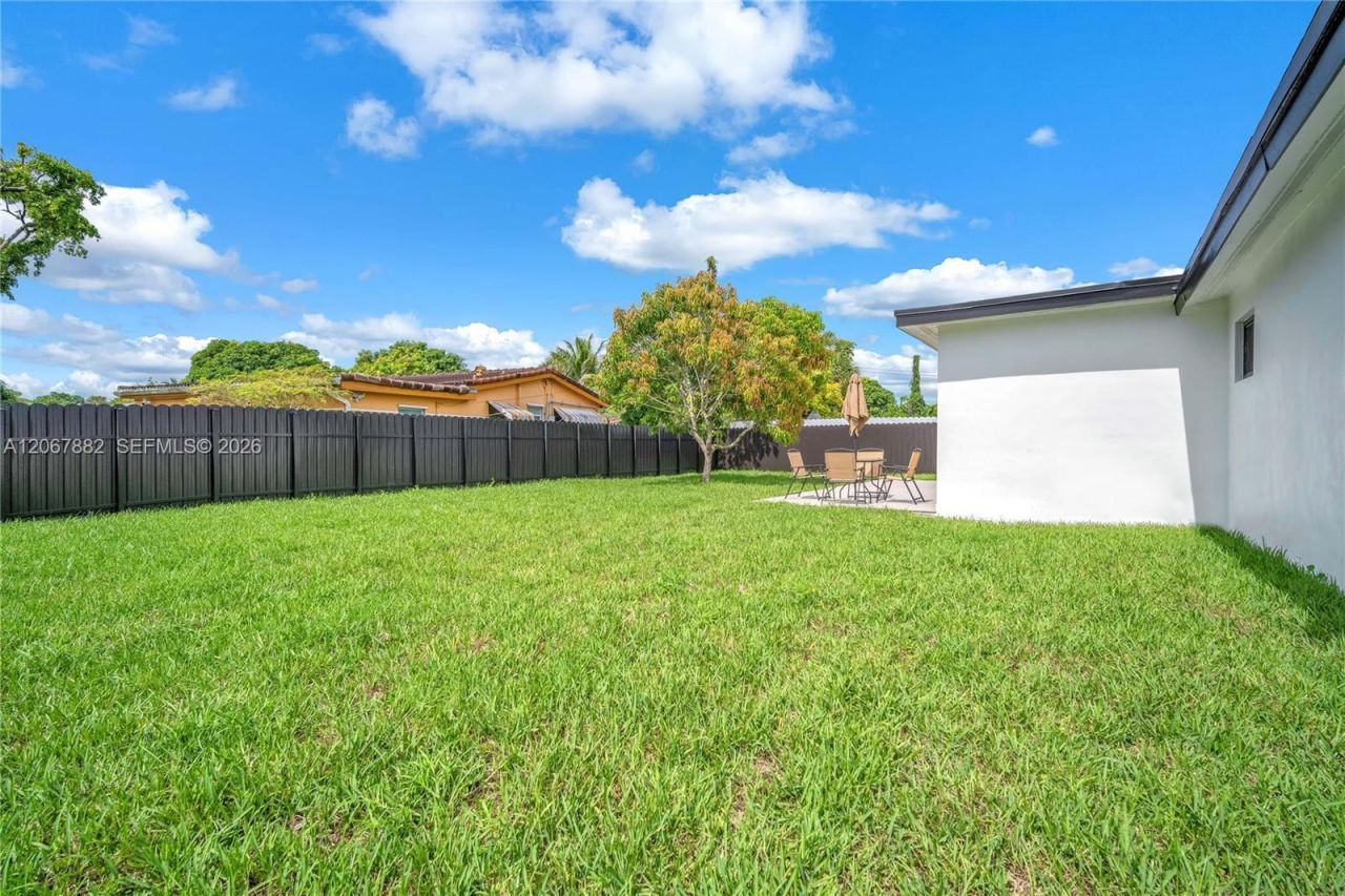 2840 SW 5th St, Fort Lauderdale, FL 33312 Photo